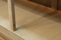 美しい木地色の風合いにゆらゆらガラスが映える前面オークガラスケース BB3245