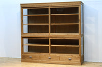 美しい木地色の風合いにゆらゆらガラスが映える前面オークガラスケース BB3245