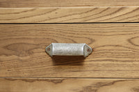 美しい木地色の風合いにゆらゆらガラスが映える前面オークガラスケース BB3245