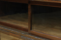 珍品!! 味わいある風合いをした引き違い戸のスタッキング式ガラスケース BB3249