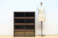 珍品!! 味わいある風合いをした引き違い戸のスタッキング式ガラスケース BB3249