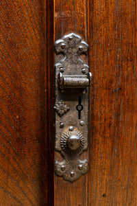 江戸時代!! 上品な欅杢目の流れる品格漂う酒田帳場箪笥 BB3250