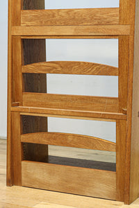 落ち着いた佇まいが上品な飾り棚BB3251