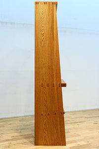 落ち着いた佇まいが上品な飾り棚BB3251