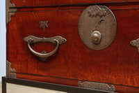 稀少幅サイズ‼︎美しい光沢感が時代の貫禄を感じさせるアイアンフレーム付き二本松衣裳箪笥 BB3254