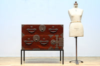 丸型の装飾金具で格調高いアイアンフレーム付き稀少サイズ二本松衣裳箪笥 BB3255