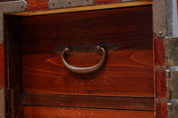 丸型の装飾金具で格調高いアイアンフレーム付き稀少サイズ二本松衣裳箪笥 BB3255