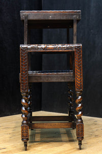 レリーフ彫刻で飾られたエレガントなワゴン BB3256