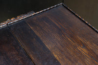 レリーフ彫刻で飾られたエレガントなワゴン BB3256