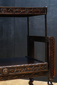 レリーフ彫刻で飾られたエレガントなワゴン BB3256