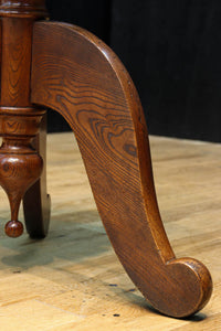 上品なデザインで落ち着きのあるコーヒーテーブル BB3257