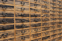 大珍品!!引き出し88杯を備えた黒柿の味わいが素敵な圧巻の大容量収納箪笥BB3258