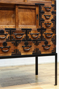 Merchant Chest BB3272