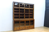 蔵書の保管に最適な奈良の薬問屋さんで使われていた極上ガラスケース BB3276