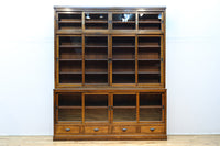 蔵書の保管に最適な奈良の薬問屋さんで使われていた極上ガラスケース BB3276
