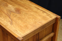 稀少!!繊細に丸く面取りされた格子が上品な木地近江水屋箪笥 BB3293