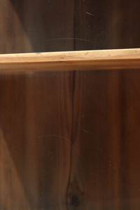 Three-sided glass case BB3294