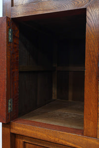 極上の杢目に艶やかな光沢が放つ上品な佇まいの階段箪笥 BB3300