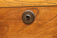 極上の杢目に艶やかな光沢が放つ上品な佇まいの階段箪笥 BB3300