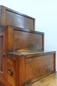 極上の杢目に艶やかな光沢が放つ上品な佇まいの階段箪笥 BB3300