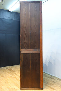 極上の杢目に艶やかな光沢が放つ上品な佇まいの階段箪笥 BB3300