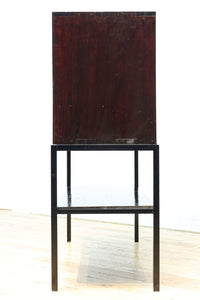 ダイヤガラスが煌めくレトロモダンなアイアンフレーム付きガラスケース BB3312