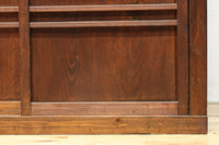 気品ある色艶に伝統の風格漂う両面手摺付き階段箪笥 BB3317