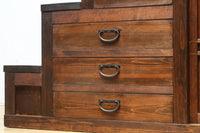 気品ある色艶に伝統の風格漂う両面手摺付き階段箪笥 BB3317