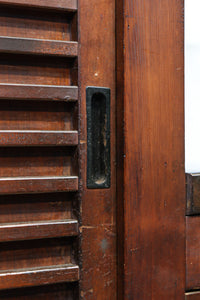 気品ある色艶に伝統の風格漂う両面手摺付き階段箪笥 BB3317