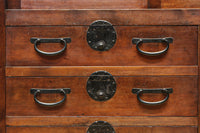 気品ある色艶に伝統の風格漂う両面手摺付き階段箪笥 BB3317