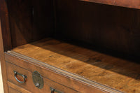 気品ある色艶に伝統の風格漂う両面手摺付き階段箪笥 BB3317