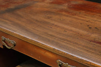 両袖に引き出しを備えた味わい深い文机 BB3326