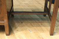 デザイン性の高いレトロ感溢れるデスク BB3332