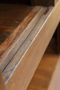 優美なけやき杢目に漆の艶やかな光沢が貫録を漂わす美濃階段箪笥 BB3337