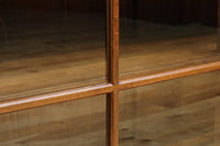 ゆらゆらガラスが引き立つ上品な佇まいをしたガラスケース BB3379