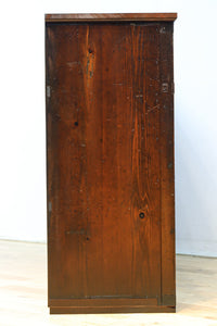 ゆらゆらガラスが引き立つ上品な佇まいをしたガラスケース BB3379