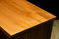 ゆらゆらガラスが引き立つ上品な佇まいをしたガラスケース BB3379