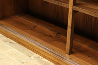 ゆらゆらガラスが引き立つ上品な佇まいをしたガラスケース BB3379