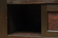 珍品!! 赤みを帯びた艶やかな色彩と丸金具が趣きを深める収納箪笥 BB3381