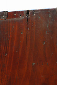 幅554ミリ!! 大振り金具で時代の風格漂う小間物箪笥 BB3389