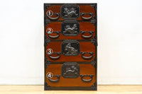 唐獅子の装飾金具が圧巻の華やかで凛々しい仙台箪笥 BB3391