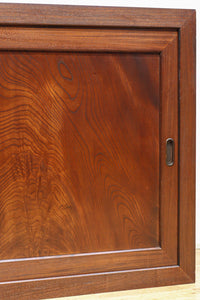 欅杢目が見事な格調ある面持ちの収納箪笥 BB3431