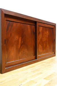 欅杢目が見事な格調ある面持ちの収納箪笥 BB3431