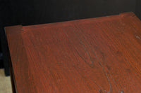 欅杢目が見事な格調ある面持ちの収納箪笥 BB3431