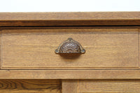 幅1215ミリ 引き出しが上部にある木地色の柔らかな色彩のレトロガラスケース BB3432