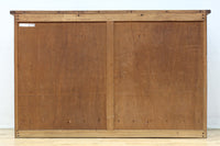 幅1215ミリ 引き出しが上部にある木地色の柔らかな色彩のレトロガラスケース BB3432