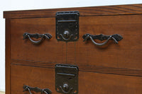 穏やかなケヤキ杢目が浮かぶ時代のローチェスト BB3440