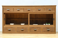 稀少‼︎ 温かみのある木地色に引き出しを上下に備えたレトロオークガラスケース BB3450