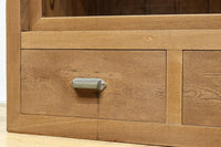 稀少‼︎ 温かみのある木地色に引き出しを上下に備えたレトロオークガラスケース BB3450