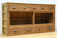 稀少‼︎ 温かみのある木地色に引き出しを上下に備えたレトロオークガラスケース BB3450